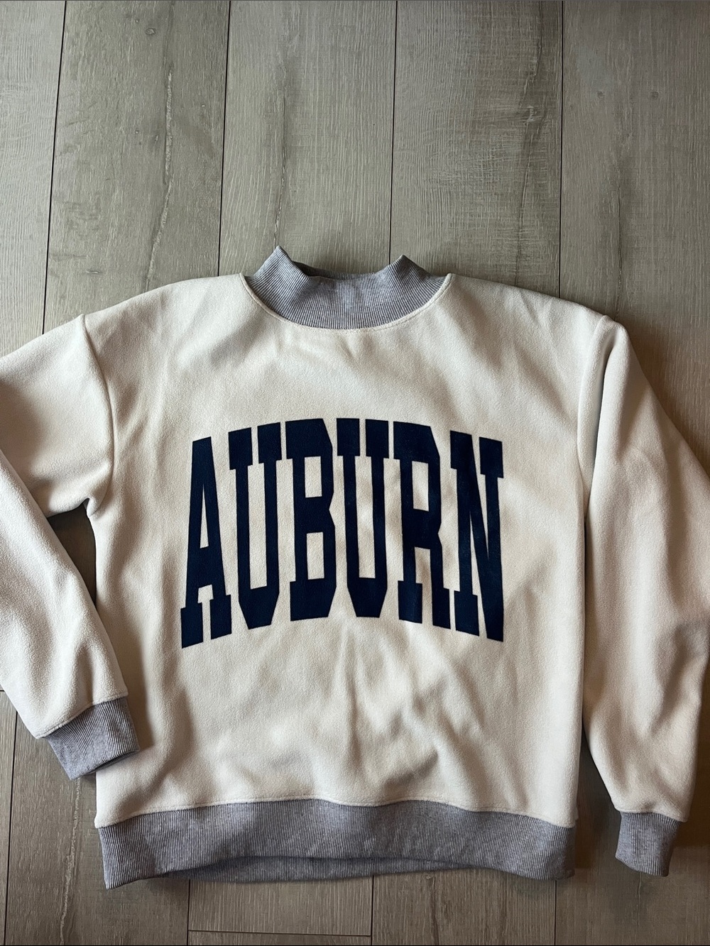 NWOT NEVER WORN REVERSIBLE AUBURN UNIVERSITY OVERSIZED GREY MOCK NECK SZ L